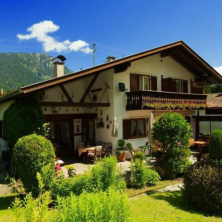 Gaestehaus Kerschbaum Grainau Exterior photo